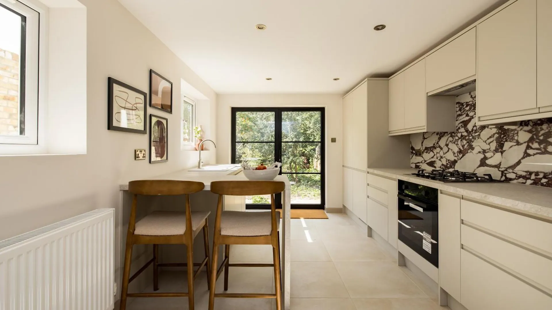 The Tyrwhitt Road Place - Lovely 2Bdr Flat With Garden Londres